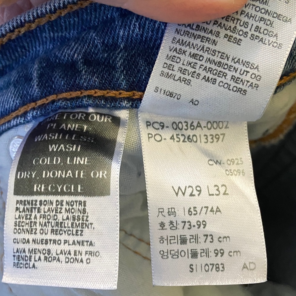 Levi's Women's Slim Straight Blue Jeans - Picture 5 of 6